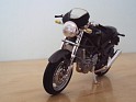1:18 Maisto Ducati Monster S4 Black  Negro. Subida por indexqwest